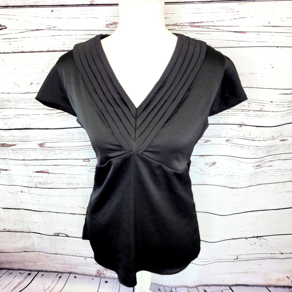 Banana Republic Black Vneck Polyester Career Blous